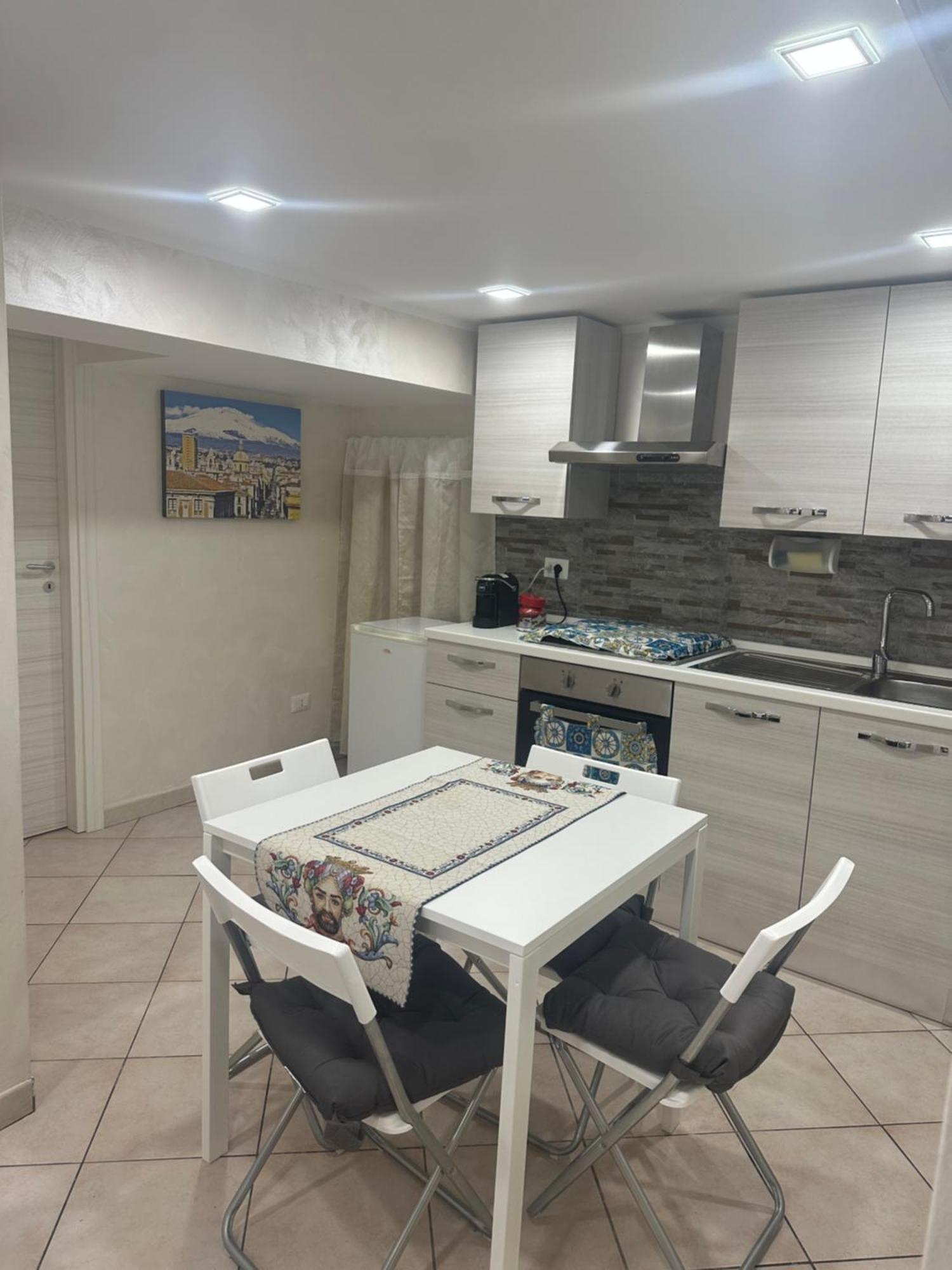 Lory House Apartment Catânia Exterior foto